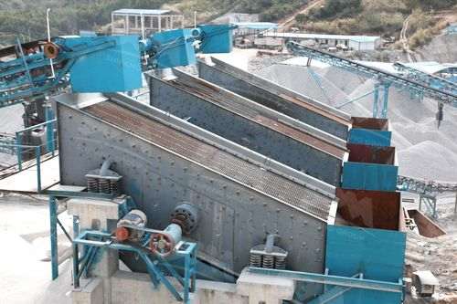 Screening and separation equipment at a processing site